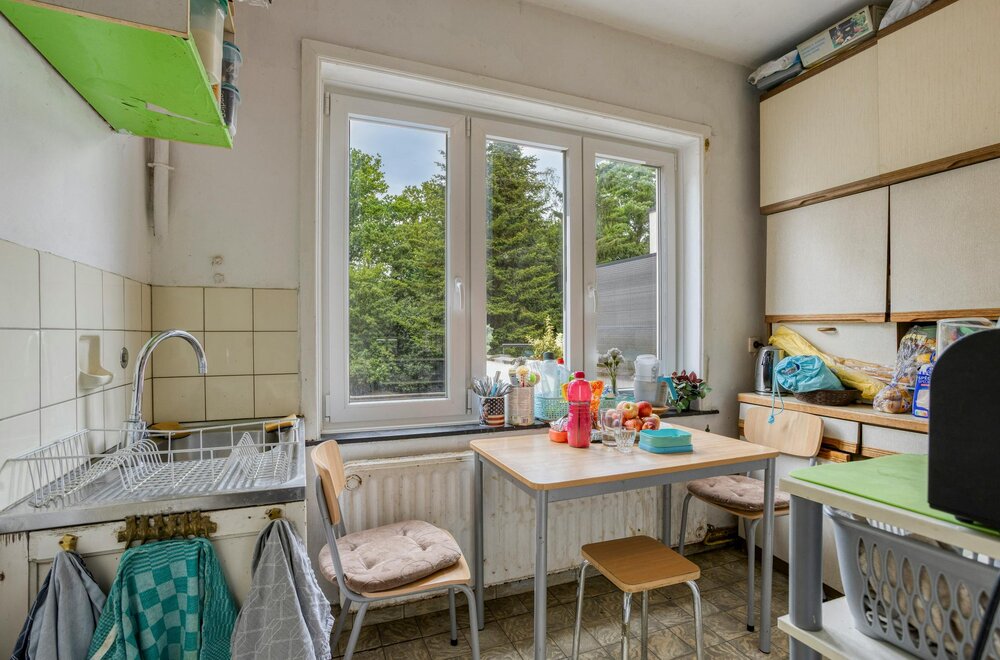 ruime-woning-met-5-kamers-garage-en-tuin-te-koningslo015.jpg