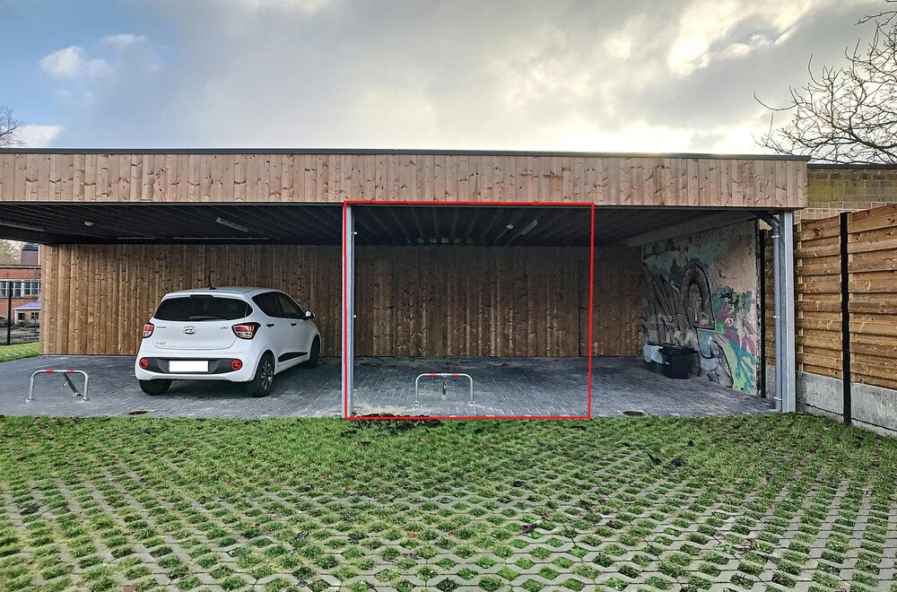 3-overdekte-autostaanplaatsen-te-koop-in-het-centrum-van-wuustwezel004.jpg