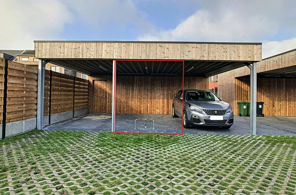 3-overdekte-autostaanplaatsen-te-koop-in-het-centrum-van-wuustwezel009.jpg