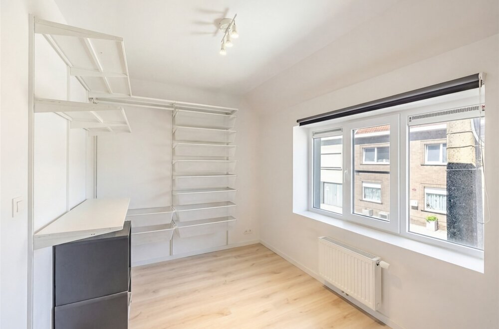 prachtig-gerenoveerde-woning-met-3-slks-en-tuin013.jpg