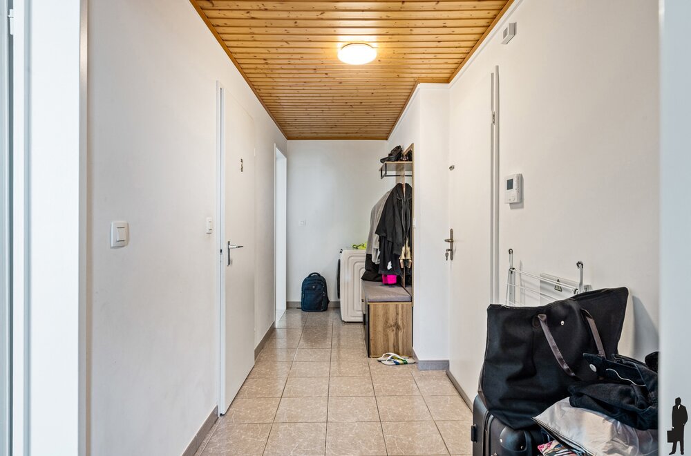 41486-dmb005.jpg