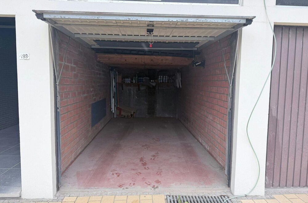 garagebox-te-koop-op-topligging-aan-de-zeedijk-002.jpg