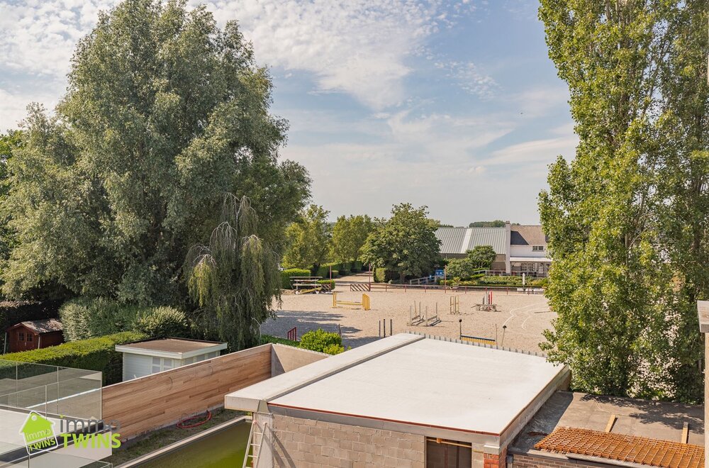 ruim-totaal-gerenoveerd-appartement-van-119-m-met-terras-staanplaats-en-garage-te-appels-bij-dendermonde013.jpg