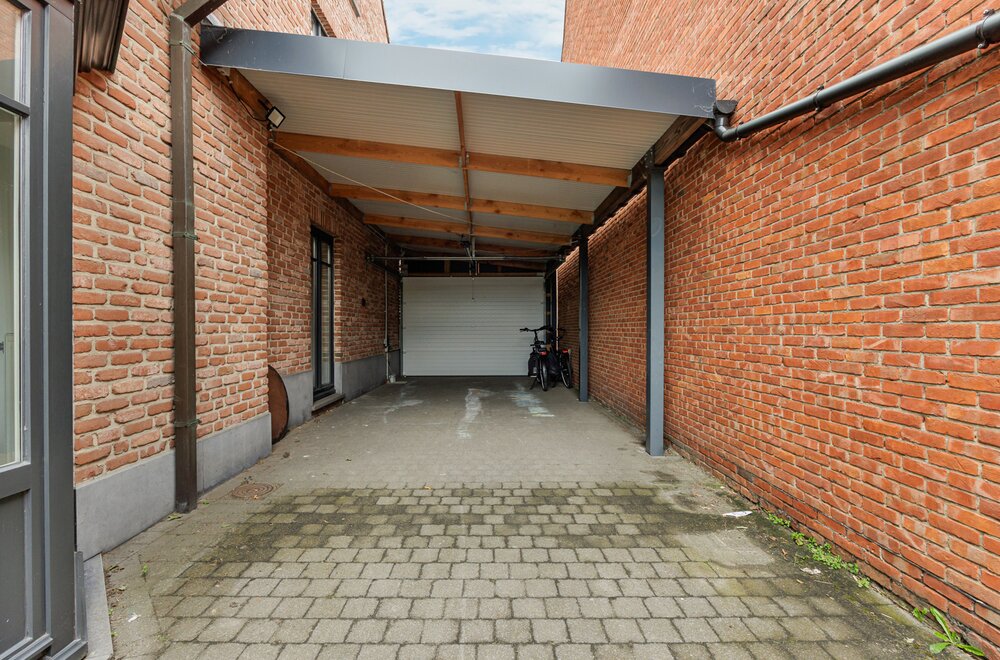 charmante-gezinswoning-met-magazijn027.jpg