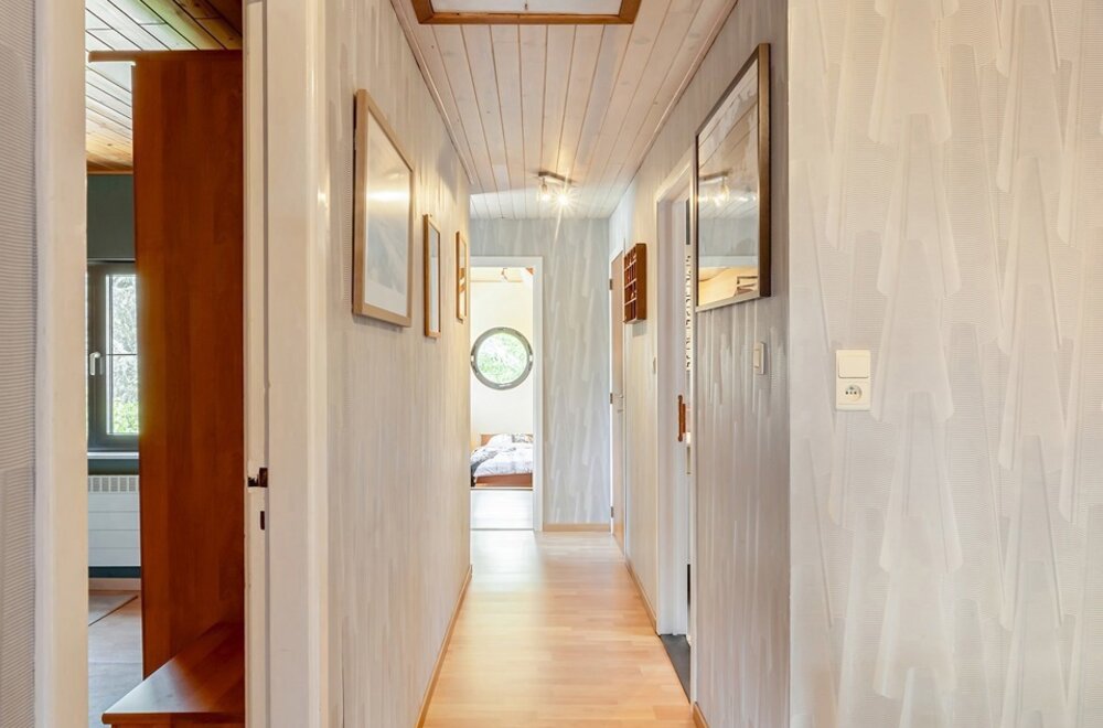 ruime-gezinswoning-met-4-slaapkamers-veranda-en-zonnige-tuin-nabij-scholen-winkels-en-station-te-kalmthout050.jpg