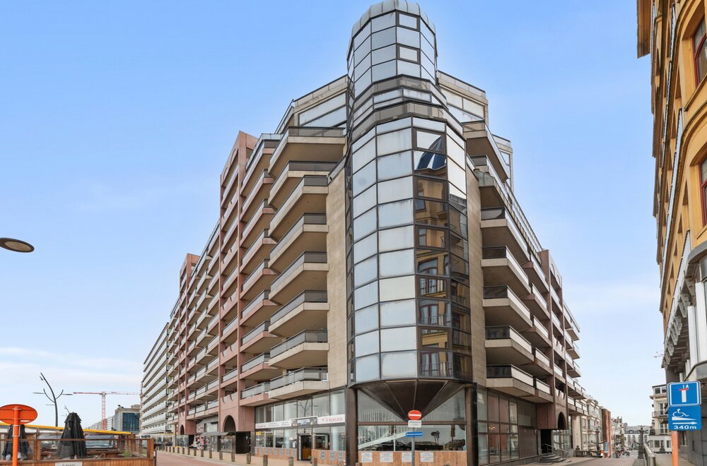 2slp-appartement-met-panoramisch-zeezicht-royale-zonterras010.jpg