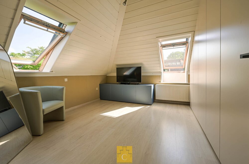 klassiek-moderne-villa-met-garage-en-sublieme-zongerichte-tuin-stille-ligging-in-het-groen028.jpg
