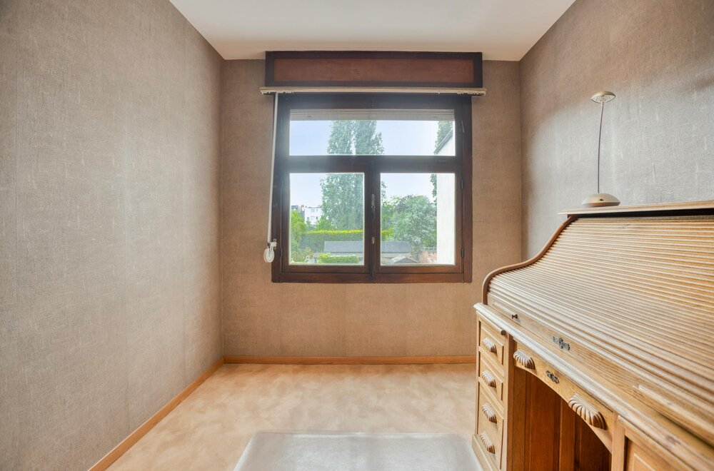 te-renoveren-huis-met-3-slaapkamers-en-tuin-te-koop-in-hoboken013.jpg
