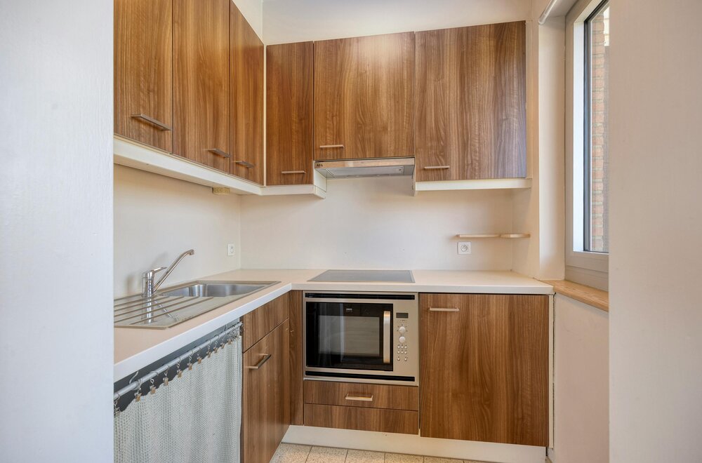 instapklaar-appartement-met-garagebox-op-toplocatie-in-hasselt004.jpg