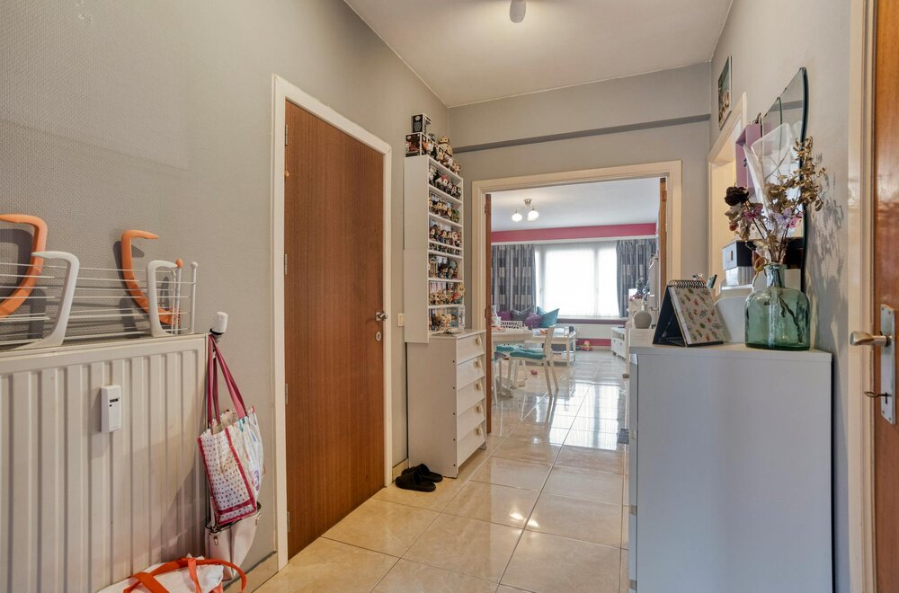 appartement-op-het-tweede-verdiep-te-koop-in-strombeek-bever002.jpg