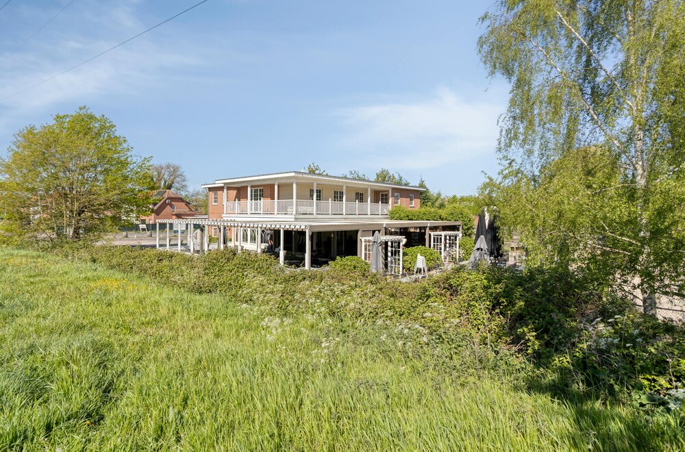 investeringsopportuniteit-gelegen-aan-de-vaart-in-brecht022.jpg