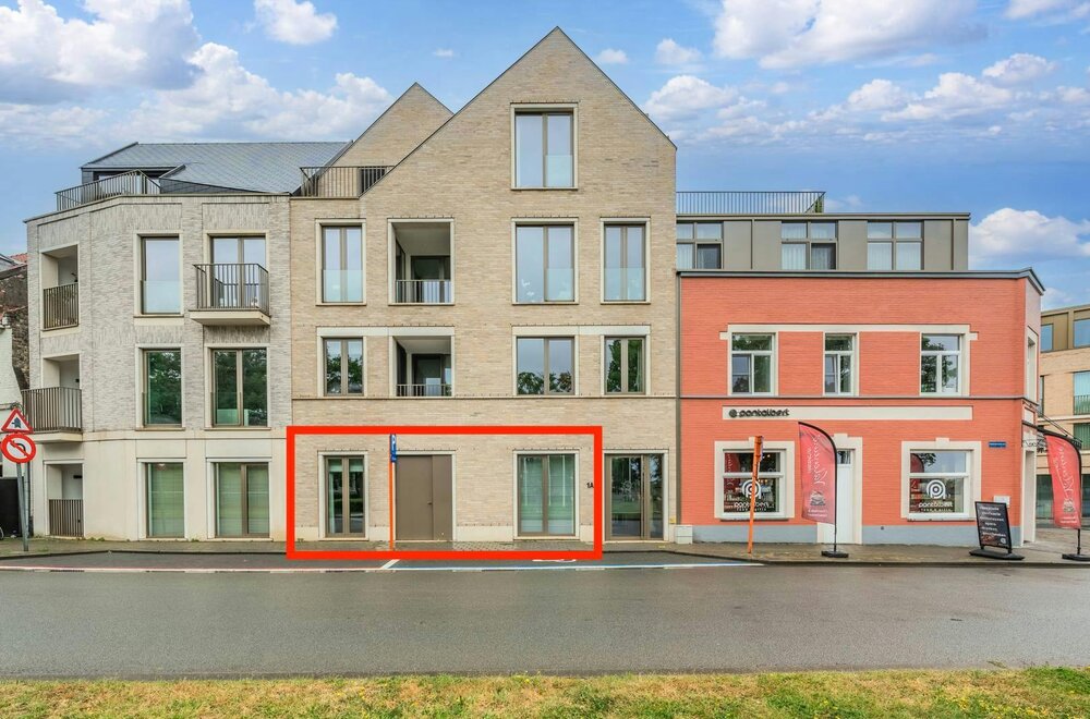 instapklaar-gelijkvloers-appartement-in-hartje-nieuwpoort-stad003.jpg
