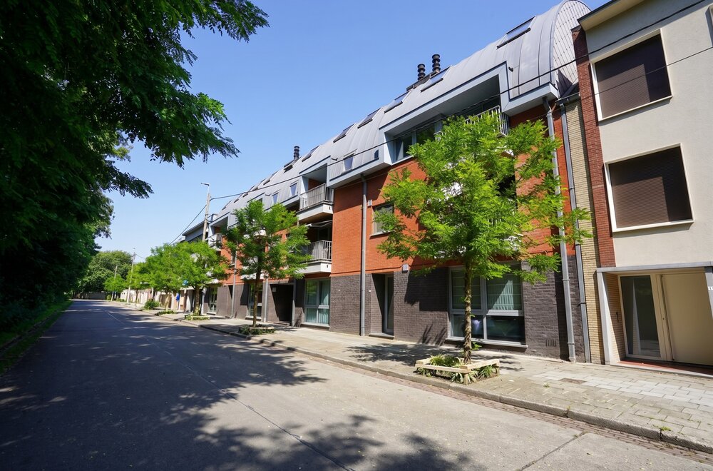 instapklaar-appartement-met-terras-en-staanplaats-003.jpg