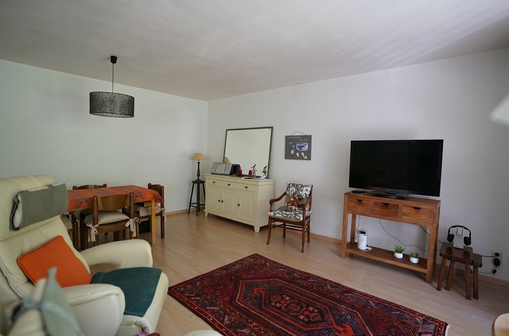 instapklaar-appartement-met-terras-en-staanplaats-008.jpg