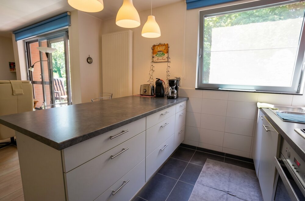 instapklaar-appartement-met-terras-en-staanplaats-010.jpg