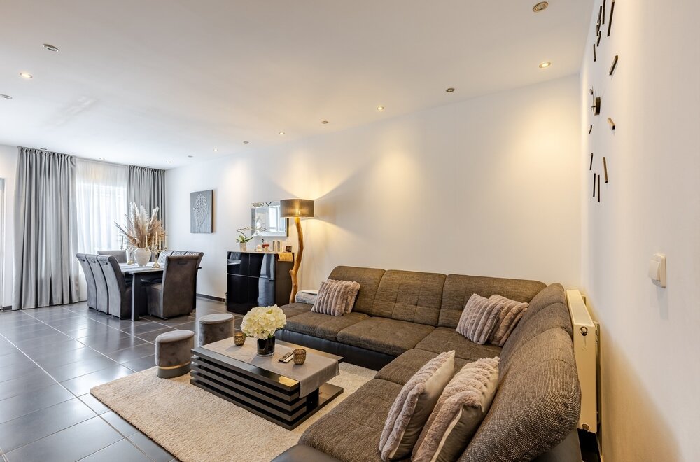prachtig-gerenoveerde-woning-met-3-slks-en-tuin-005.jpg