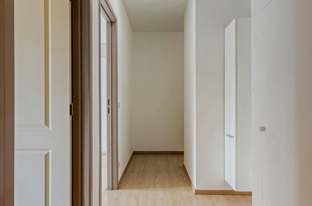 ruim-duplexappartement-met-garage-op-toplocatie-in-strombeek-bever007.jpg
