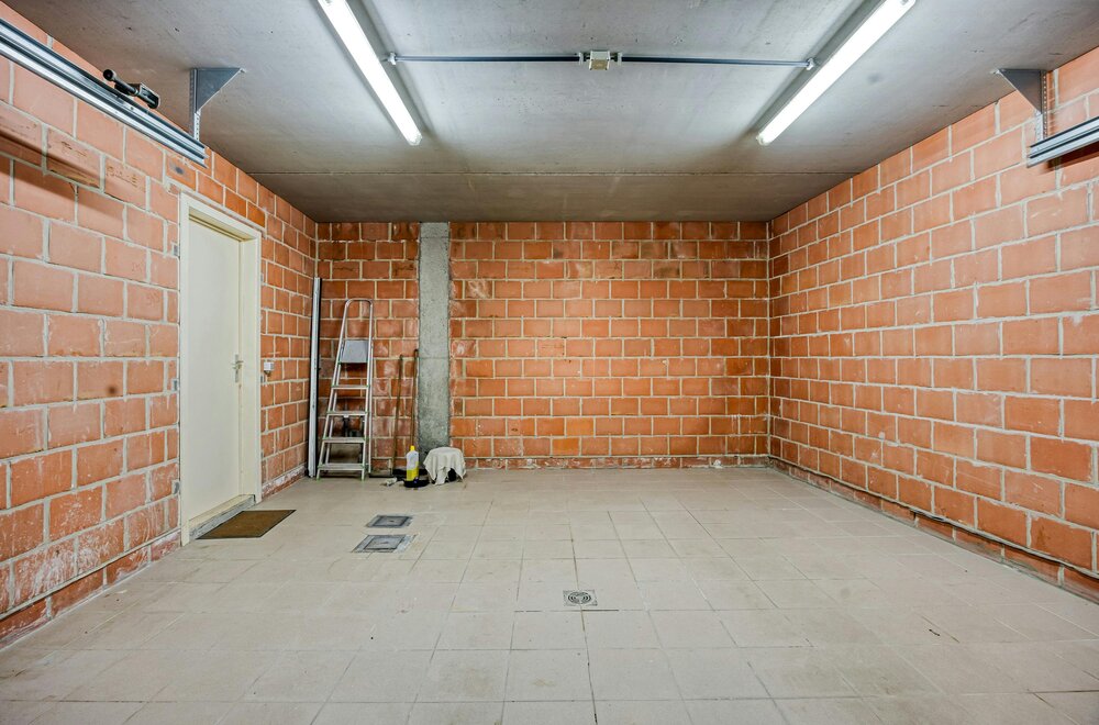 ruim-duplexappartement-met-garage-op-toplocatie-in-strombeek-bever017.jpg