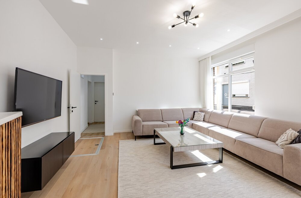 top-gerenoveerde-woning-met-3-slks-op-gunstige-ligging003.jpg