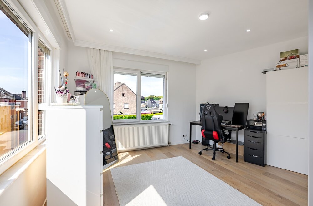 top-gerenoveerde-woning-met-3-slks-op-gunstige-ligging016.jpg