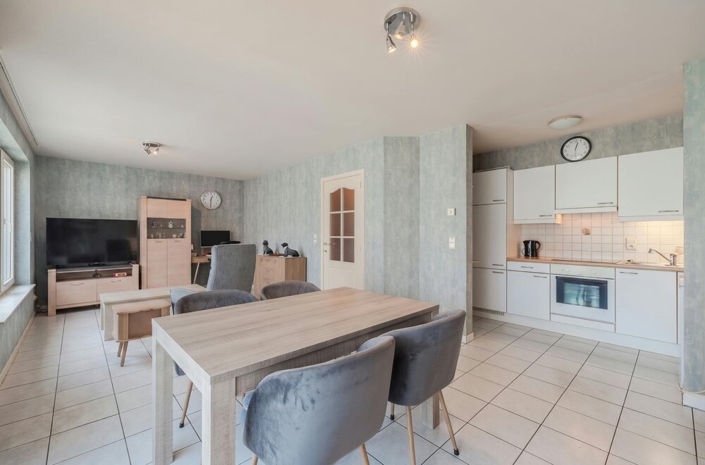 rustig-gelegen-2-slaapkamer-appartement-met-ruime-terrassen004.jpg