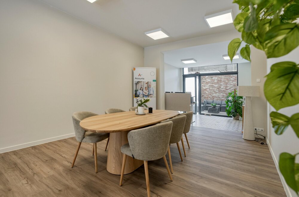 handelspand-kantoorruimte-te-koop-op-toplocatie-in-ieper005.jpg