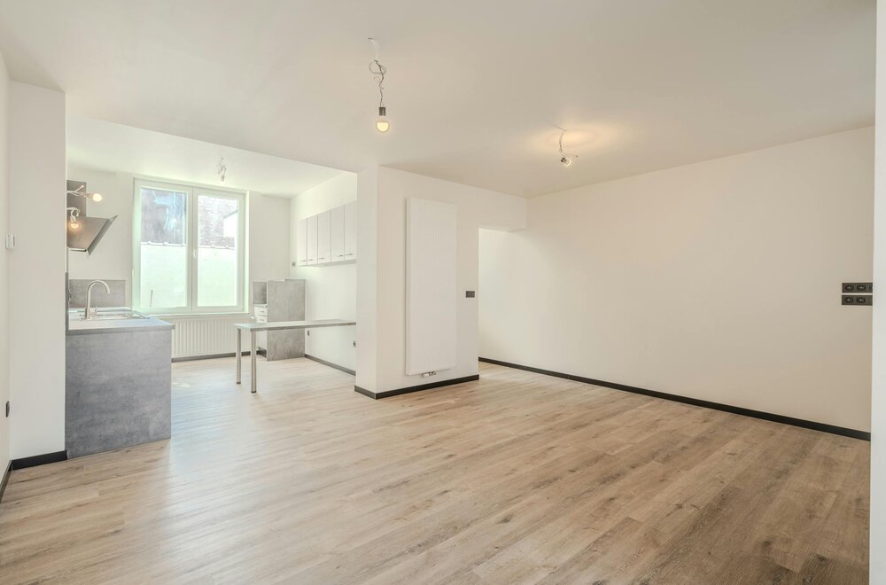 totaal-gerenoveerd-huis-te-koop-in-hartje-ieper009.jpg