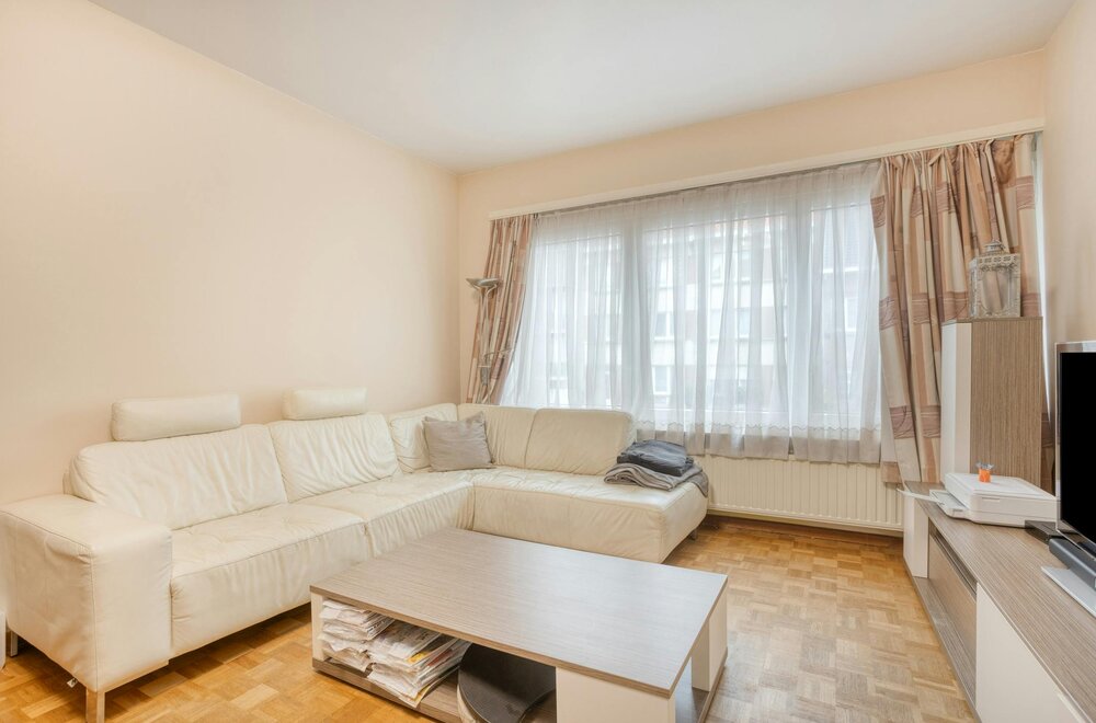 appartement-op-het-eerste-verdiep-te-koop-in-strombeek-bever005.jpg