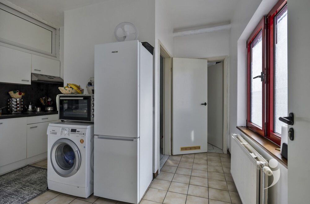 interessante-opbrengsteigendom-met-drie-appartementen009.jpg
