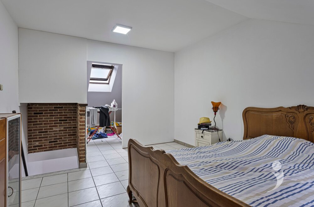interessante-opbrengsteigendom-met-drie-appartementen028.jpg