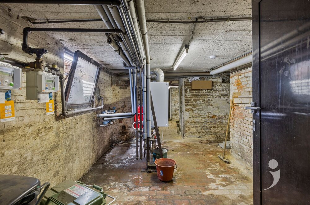interessante-opbrengsteigendom-met-drie-appartementen029.jpg