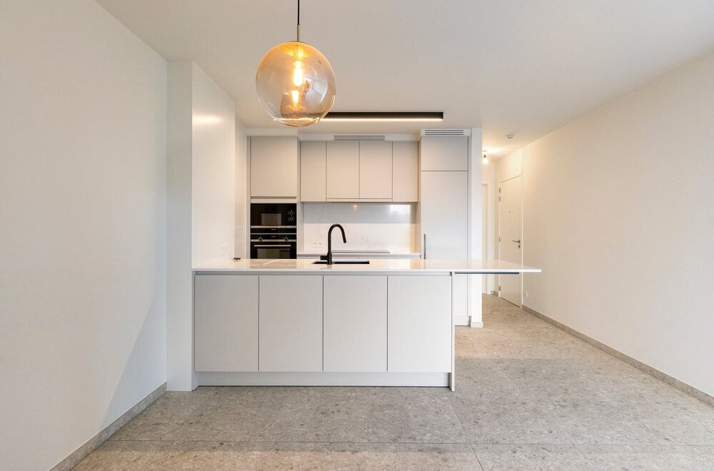 -recent-n-slaapkamerappartement-te-koop-in-hartje-kortrijk005.jpg