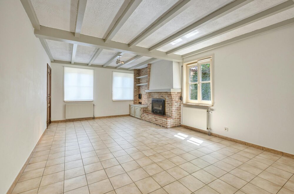charmante-vrijstaande-woning-met-3-slaapkamers-en-prachtige-tuin-te-houthalen-oost005.jpg