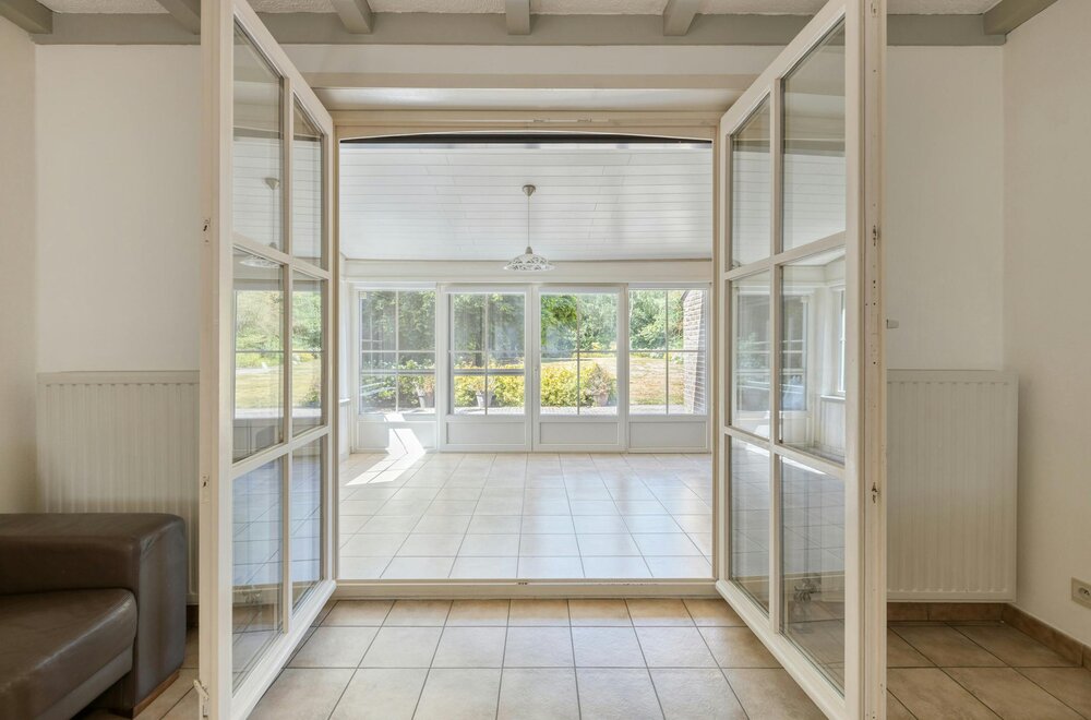 charmante-vrijstaande-woning-met-3-slaapkamers-en-prachtige-tuin-te-houthalen-oost006.jpg