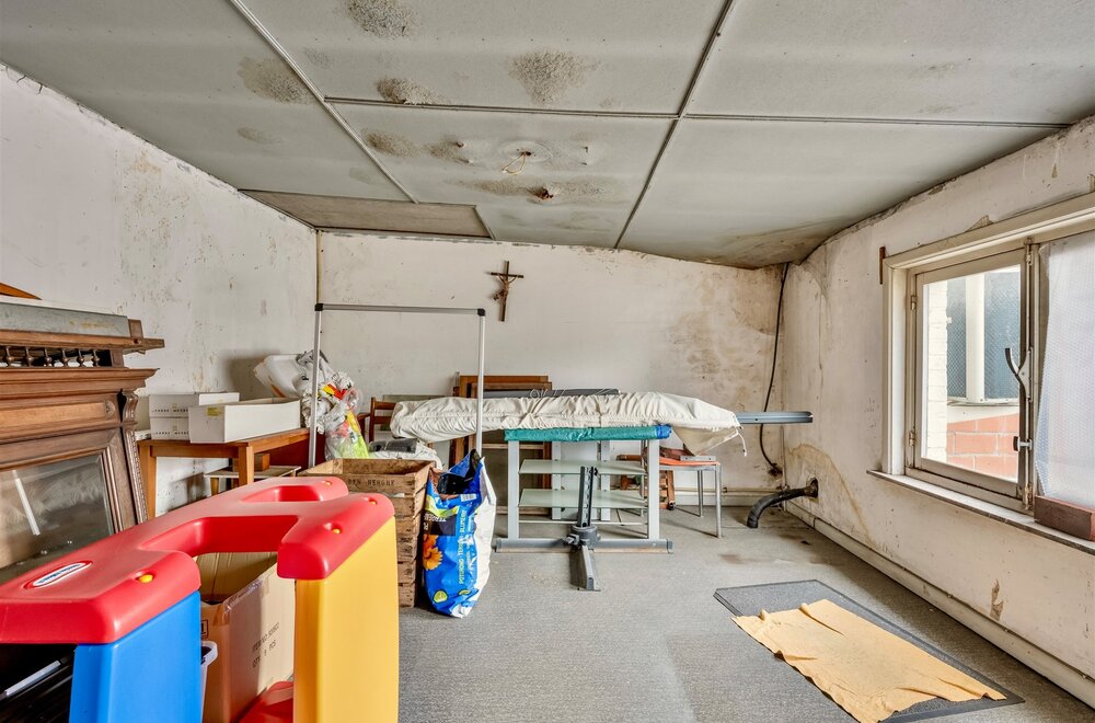 veelzijdig-handelspand-met-woongelegenheid-op-toplocatie028.jpg