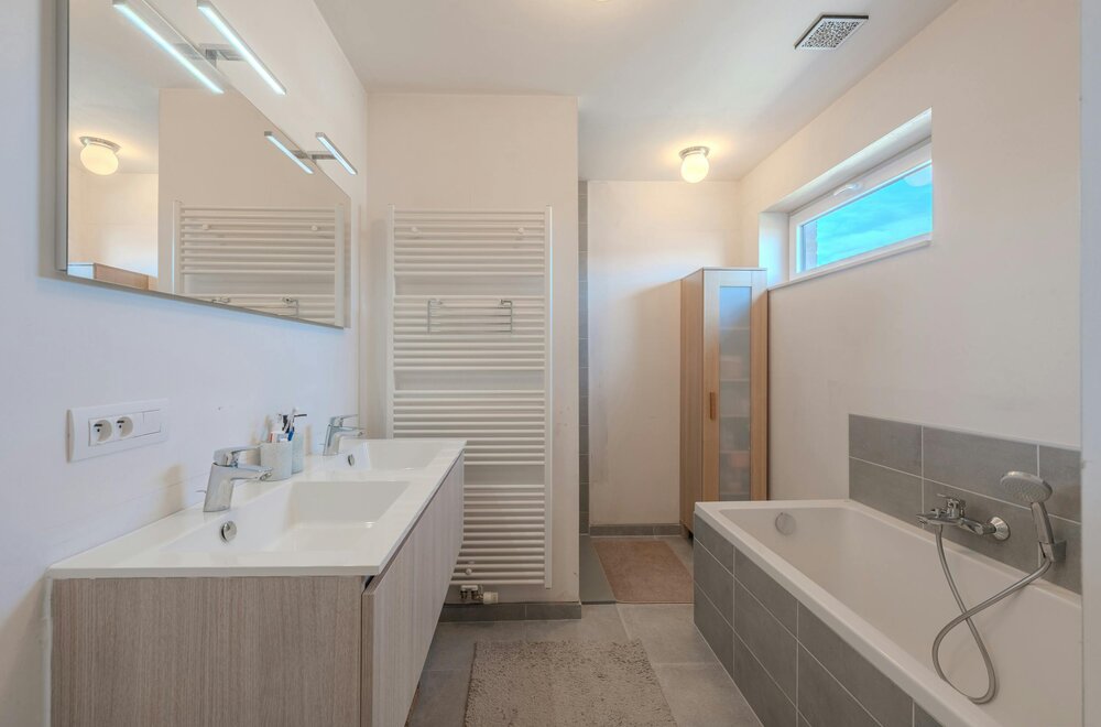 recente-woning-2019-met-3-slaapkamers-en-zongerichte-tuin-016.jpg