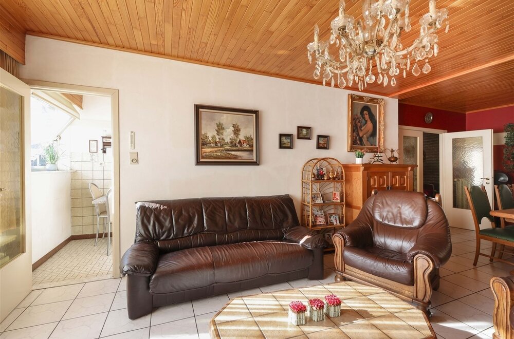 lichtrijk-gelijkvloers-appartement-met-2-slaapkamers-terras-n-garagebox-rustig-en-centraal-gelegen-004.jpg
