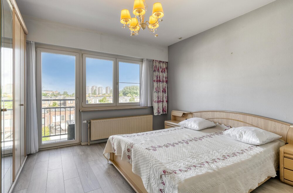 ruim-appartement-met-terras-te-koop-in-merksem009.jpg