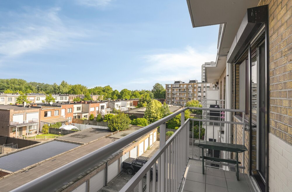 ruim-appartement-met-terras-te-koop-in-merksem017.jpg