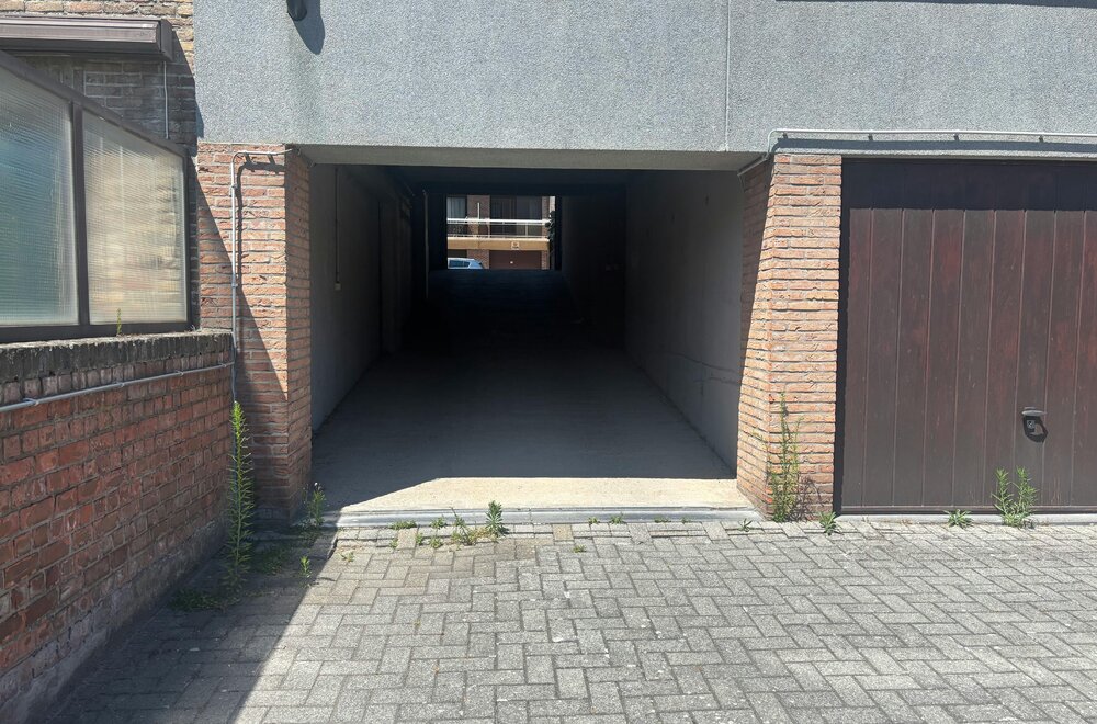 garagebox-te-koop-op-toplocatie-in-middelkerke-007.jpg
