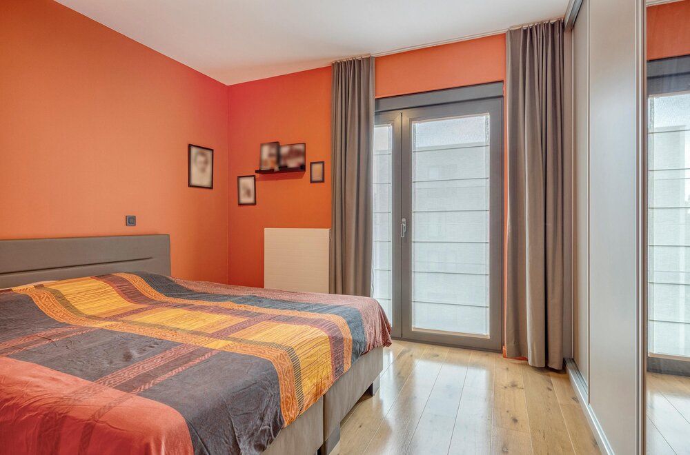 uniek-appartement-met-terras-en-parkings-te-koop-in-hemiksem014.jpg
