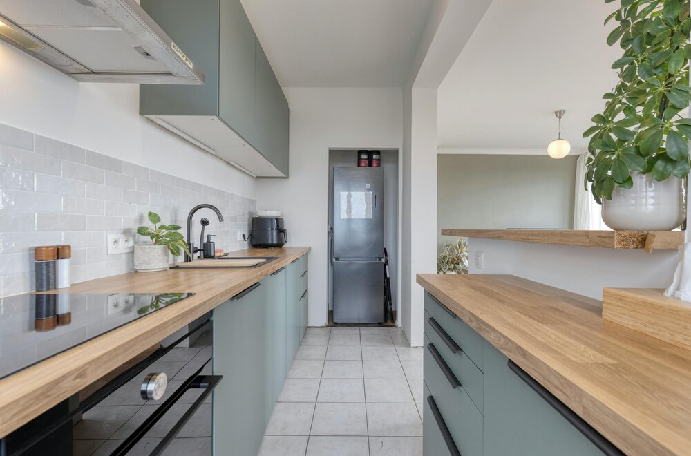 -appartement-met-2-slaapkamers-terras-en-parking-te-koop-in-antwerpen010.jpg