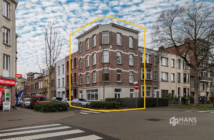 2100 DEURNE