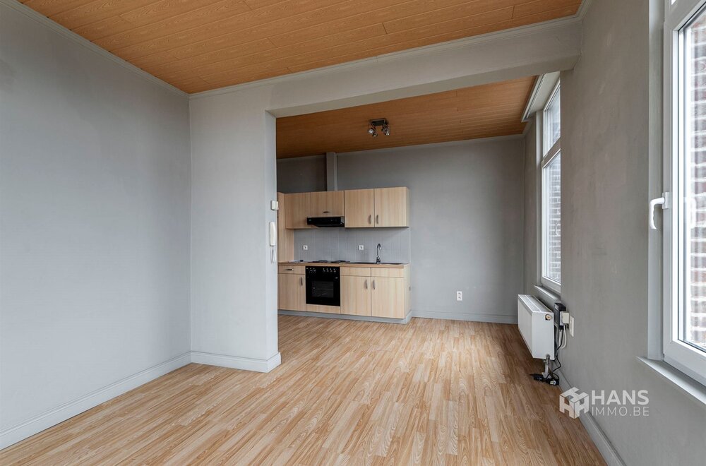 opbrengsteigendom-met-4-appartementen-totale-bewoonbare-opp-ca-207-m-004.jpg