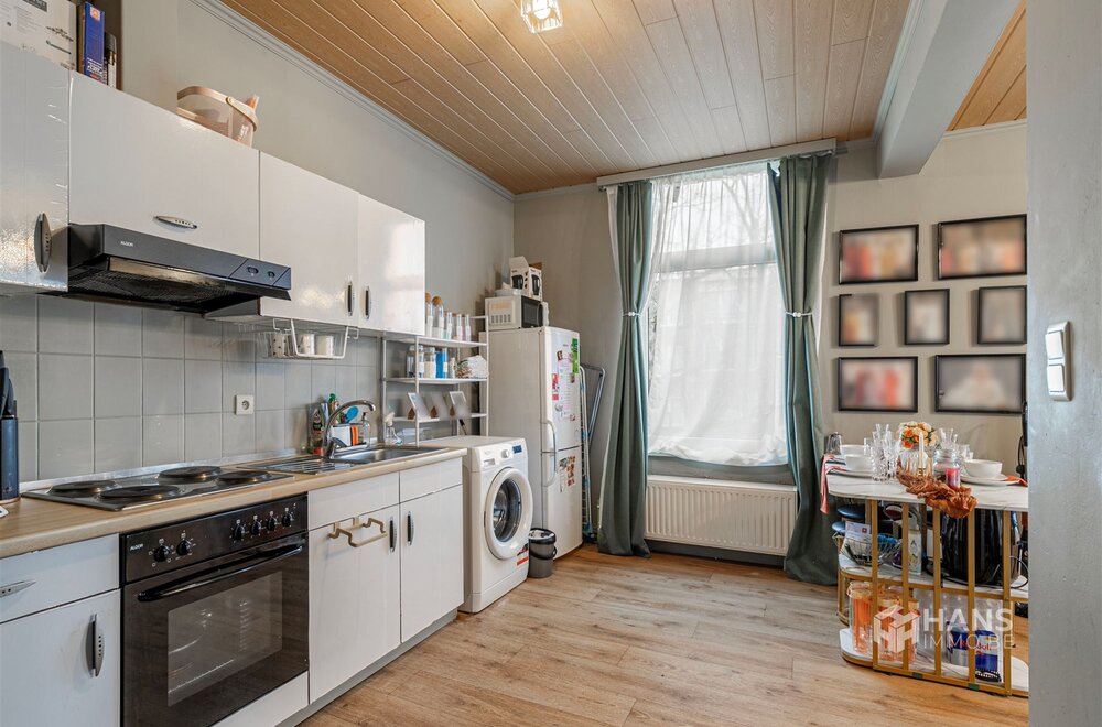 opbrengsteigendom-met-4-appartementen-totale-bewoonbare-opp-ca-207-m-008.jpg