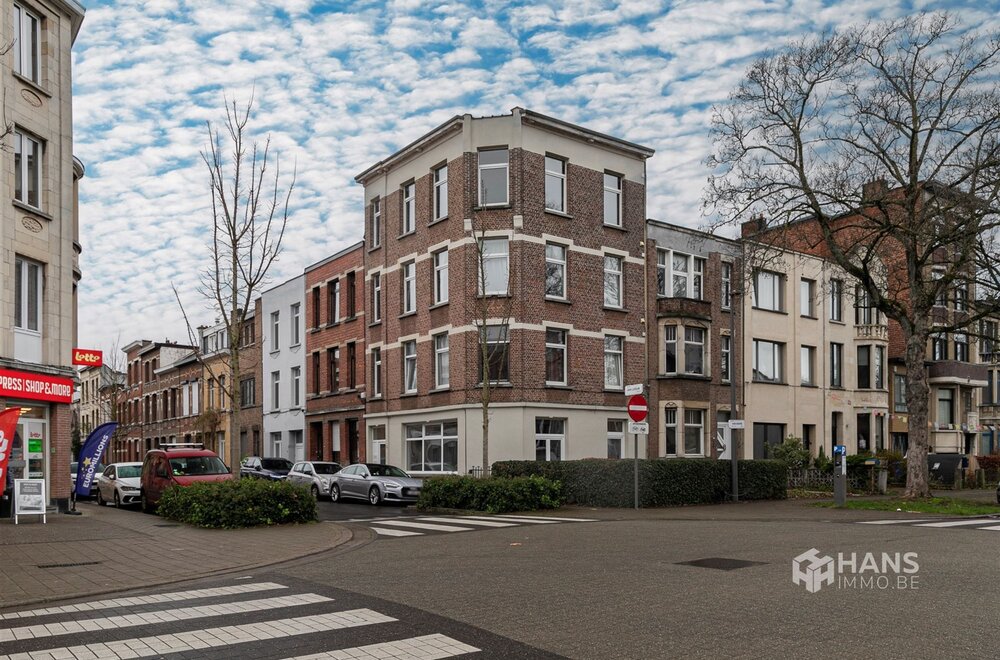 opbrengsteigendom-met-4-appartementen-totale-bewoonbare-opp-ca-207-m-017.jpg