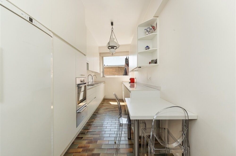 bij-albertpark-mooi-appartement-met-3-slaapkamers-2-badkamers-p007.jpg