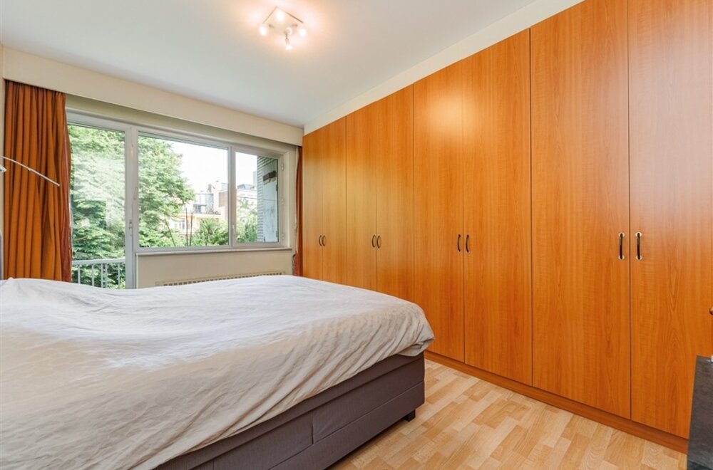 bij-albertpark-mooi-appartement-met-3-slaapkamers-2-badkamers-p011.jpg