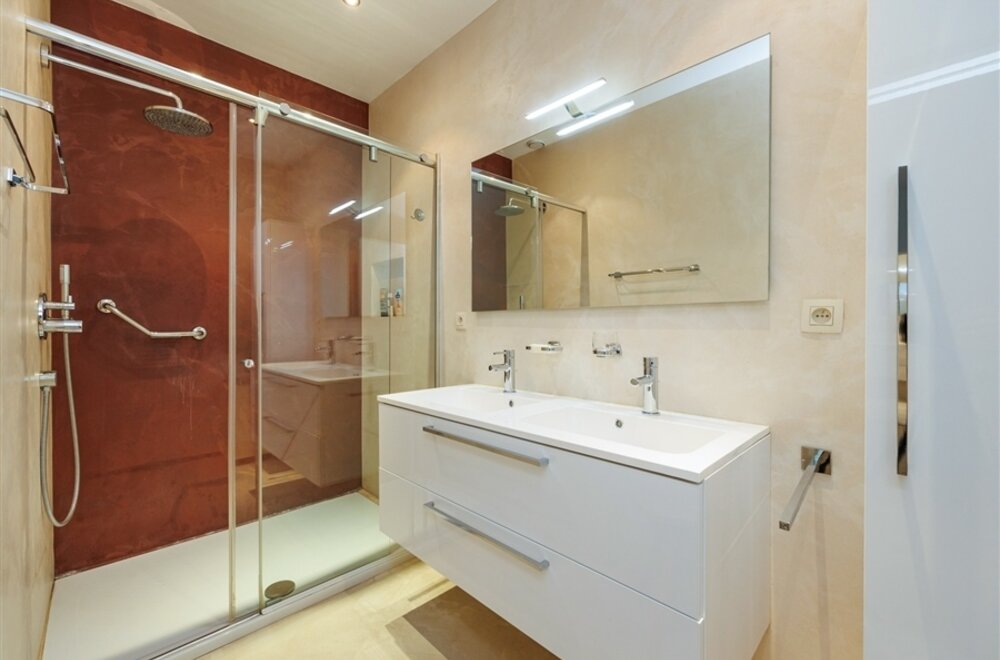 bij-albertpark-mooi-appartement-met-3-slaapkamers-2-badkamers-p017.jpg