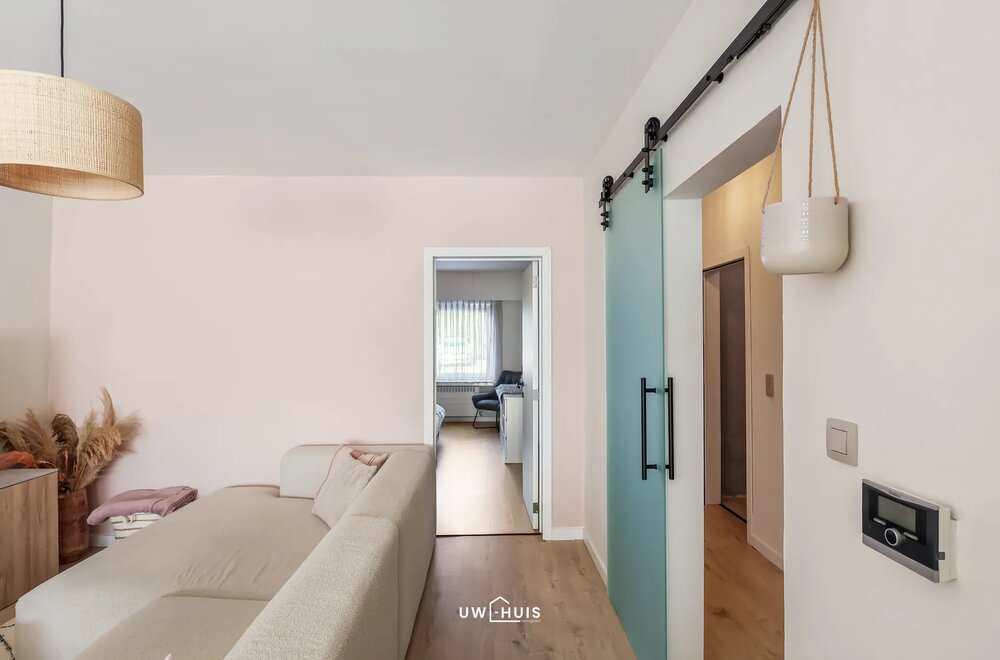 instapklaar-gelijkvloers-appartement-met-tuin-garage-en-extra-staanplaats-in-het-centrum-van-puurs003.jpg